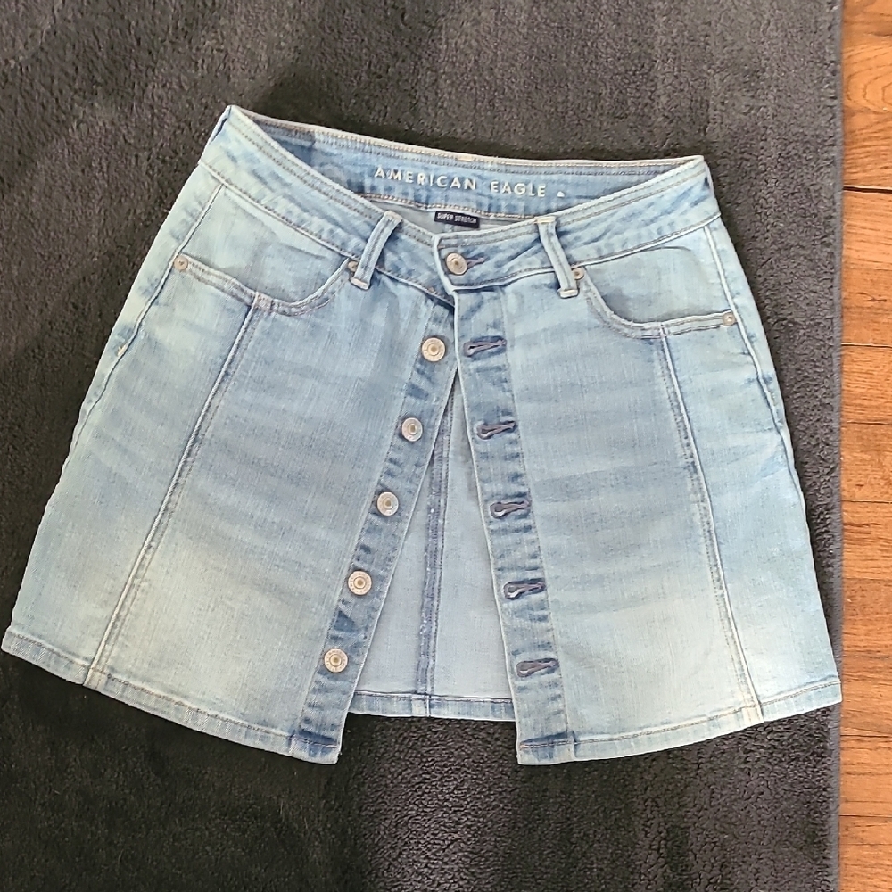 American Eagle Outfitters Light Blue Denim Skirt Size 6 Button Hi Rise A Line